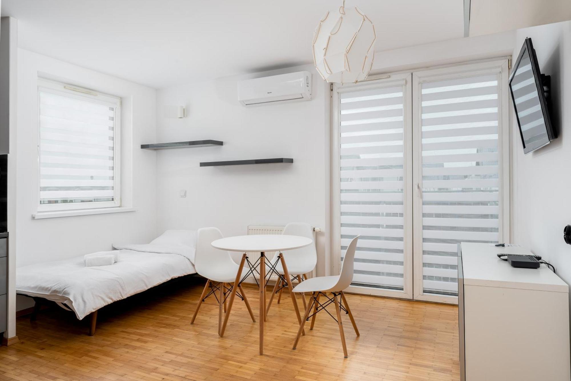 Bronowice Urban Zen Apartment Красков Екстериор снимка